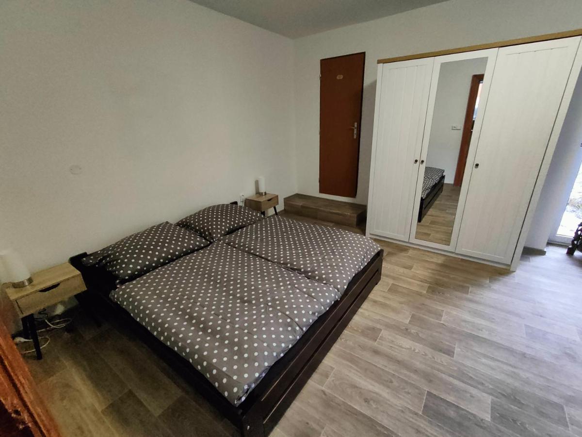 Apartmany Na Ceste Desná Eksteriør billede